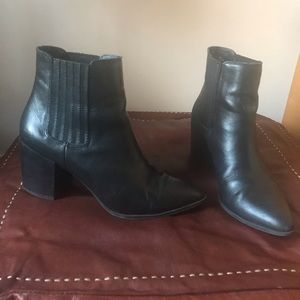 Steve Madden Black Boots